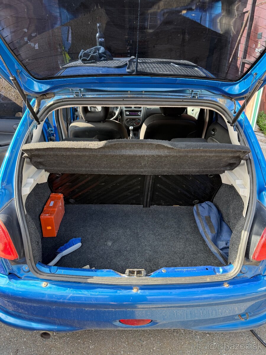 Peugeot 206 - 9