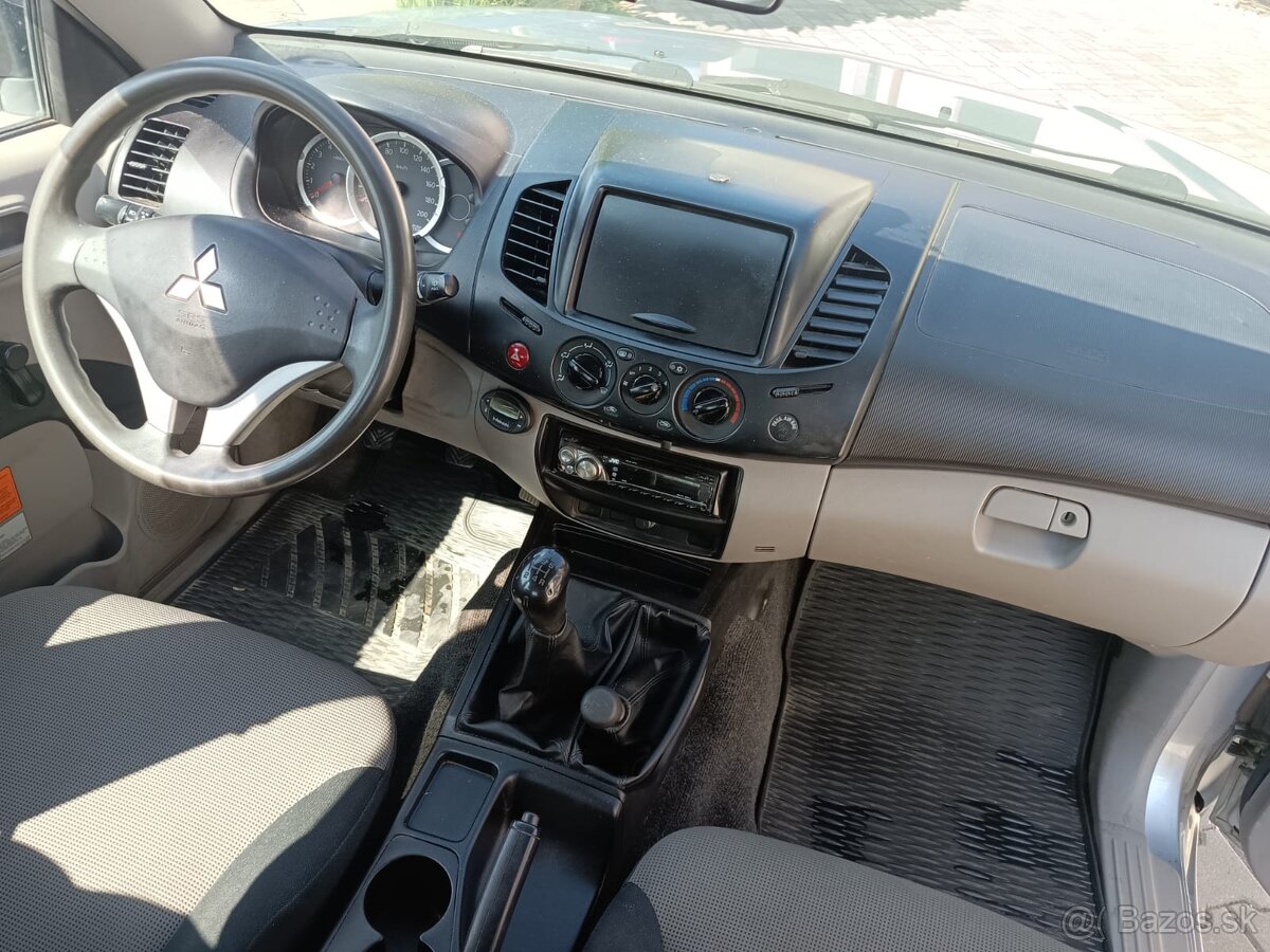 💥 MITSUBISHI L200 2.5 DI-D INVITE WORK 4x4 💥 - 9