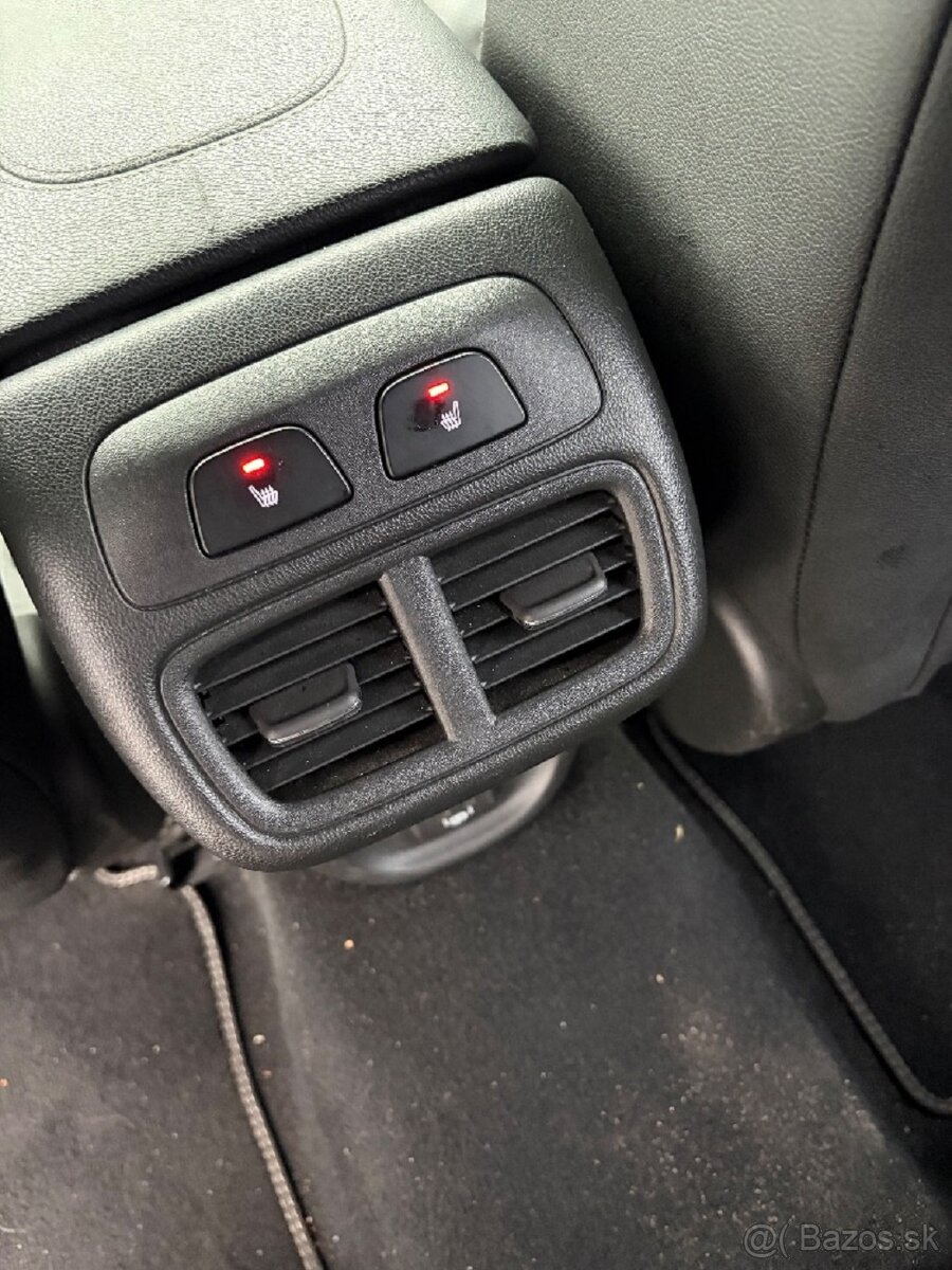 Opel Insignia 1.5T (121 Kw) automat Executive - 9