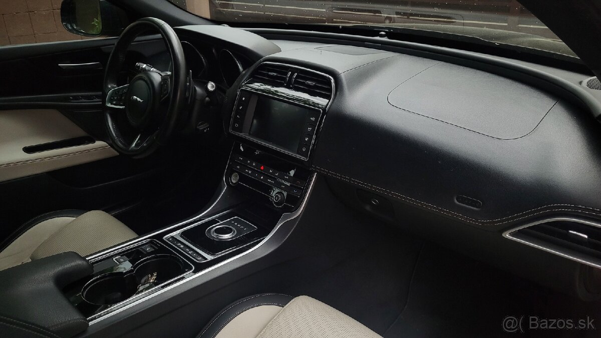 Jaguar XE R-SPORT 4 X 4 AWD diesel..r.v.2018 - 9