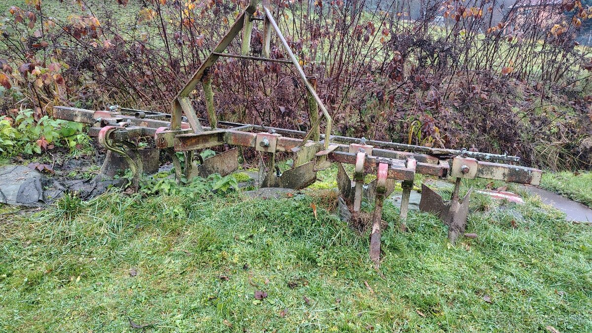 Kultivator, vyorávač, pluh, plečka - 9