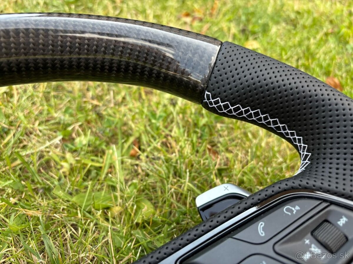 AUDI KARBONOVY ŠPORTOVÝ ZKOSENY VOLANT - 9