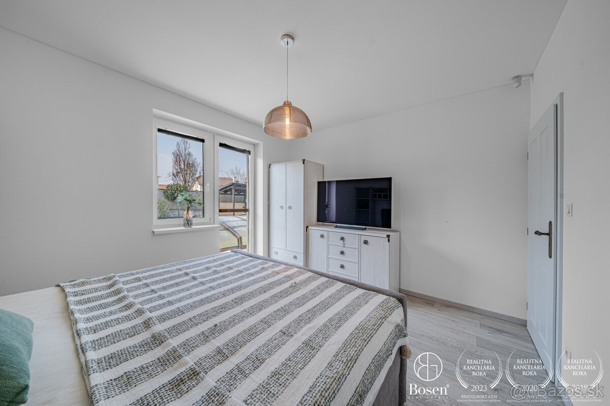 BOSEN | 4 izbový bungalov s bazénom a garážou v Malinove - 9