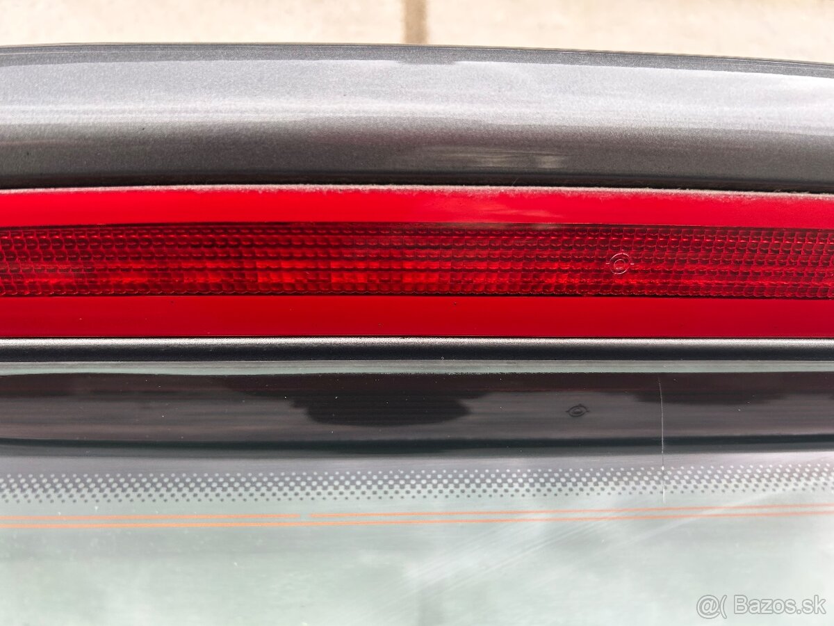 Páté dveře Volkswagen Golf 6 Hatchback - 9