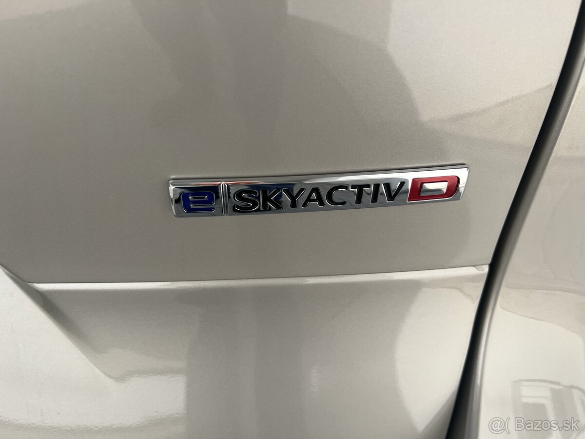 Mazda cx-60 3,3 e-skyactyvD 187 kw - 9
