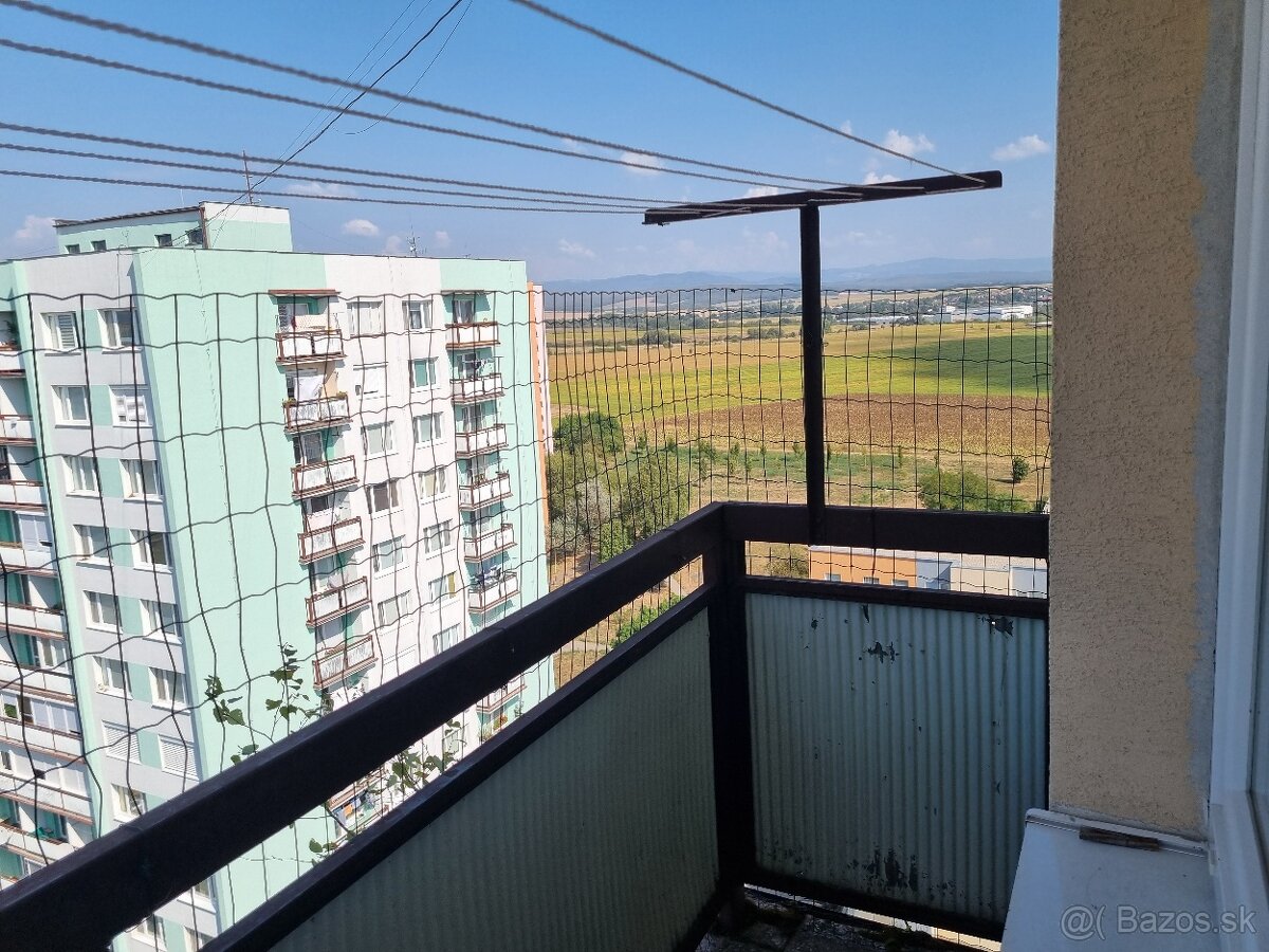 UPRAVENÁ CENA Trojizbový byt v dobrej lokalite v Lučenci - 9