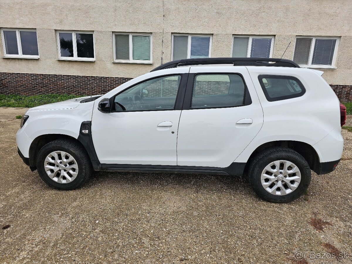 Predám výhodne zachovalú Dacia Duster 1,0 -67kW benzín - 9