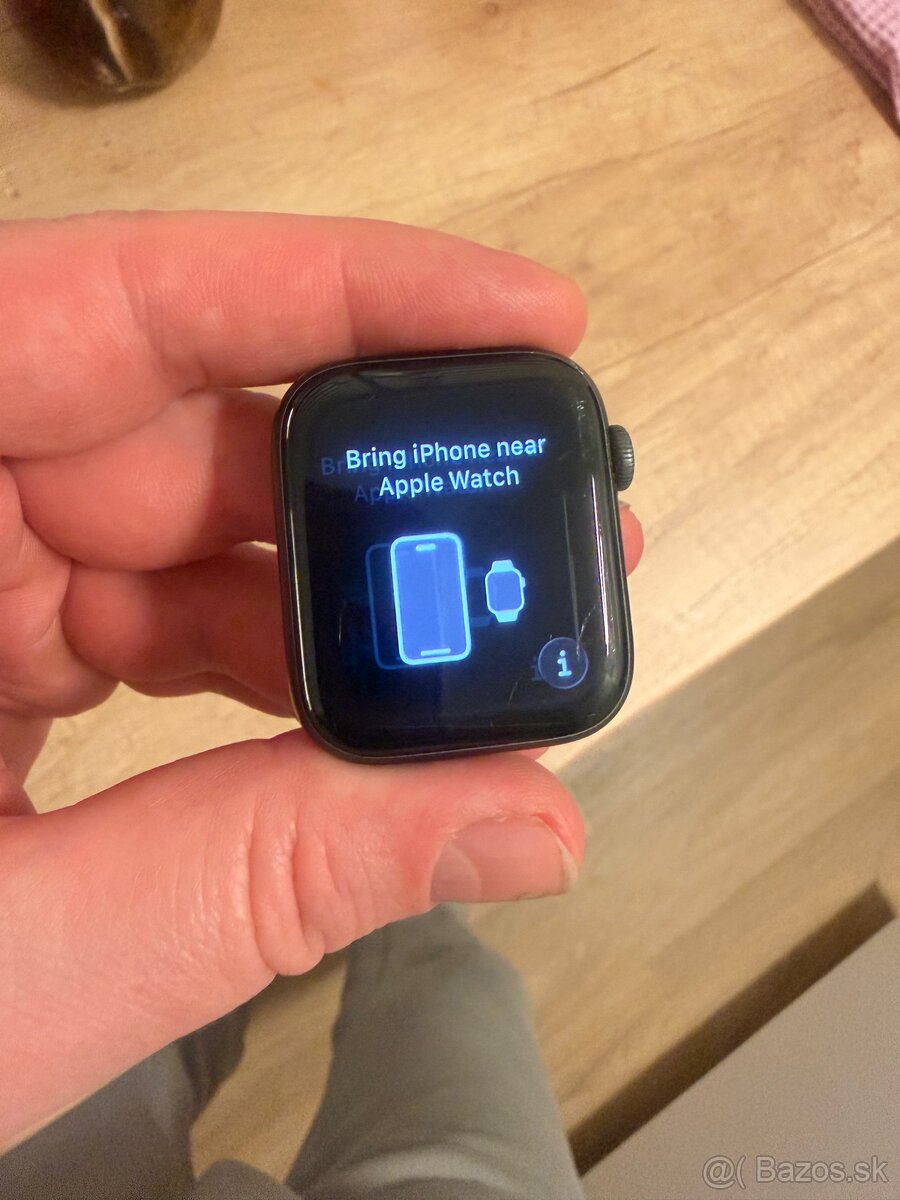 apple watch series 6....44mm...65€ - 9