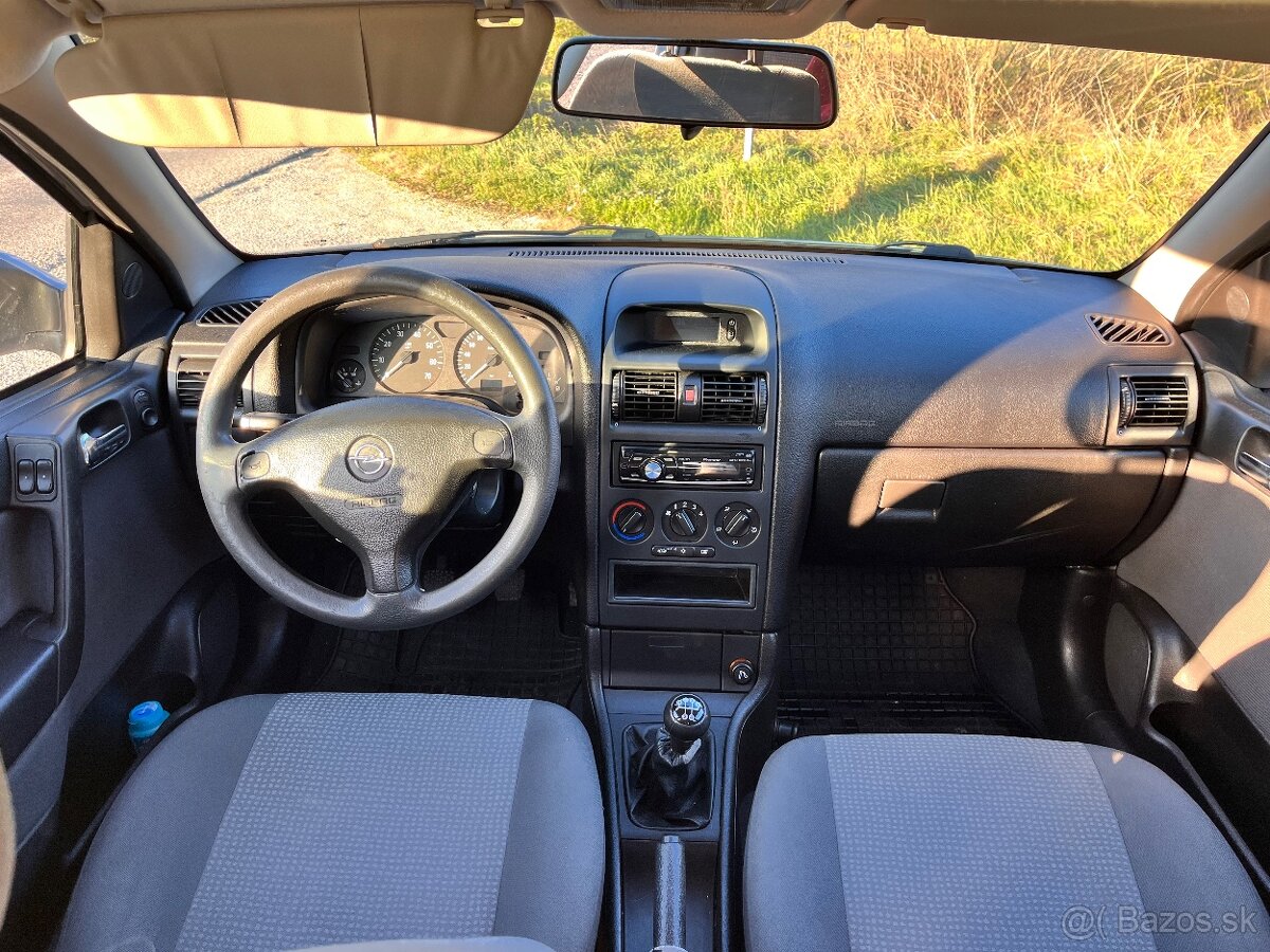 Opel Astra Classic 1.4 twinport - 9