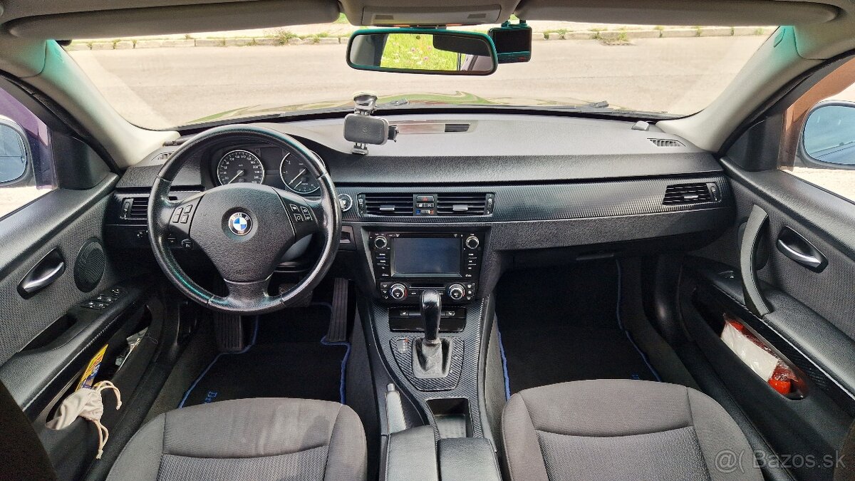 BMW e91 318i r. 2008 - 9