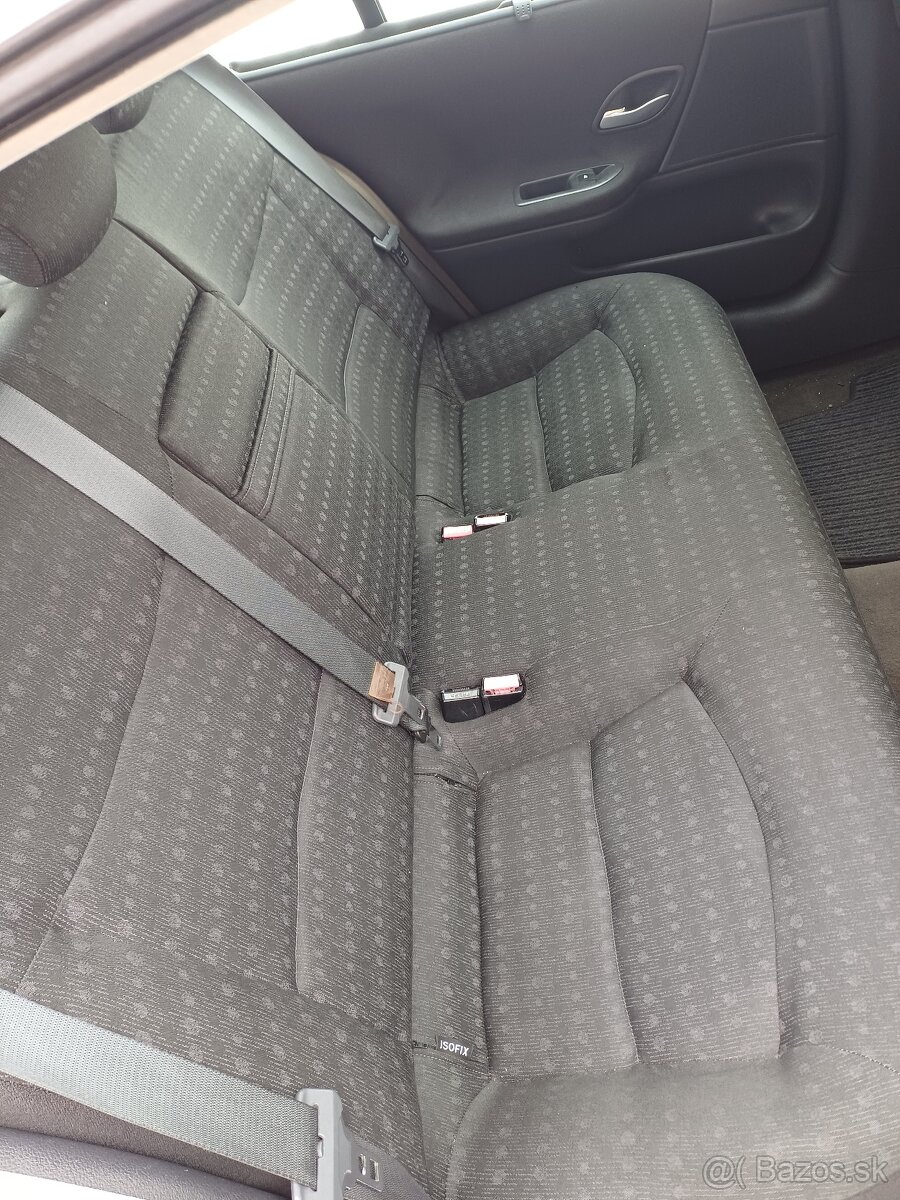 Predám Renault lagunu - 9