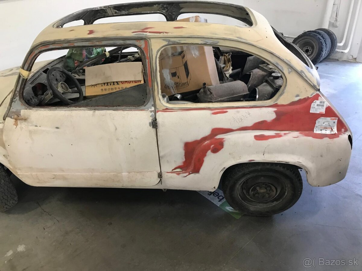 Veterány FIAT 600 D - 9