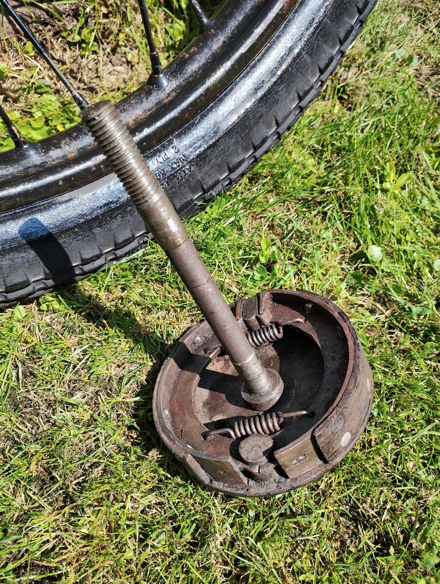 Predám originálne patinové koleso ČZ 98 ccm + brzd - 9