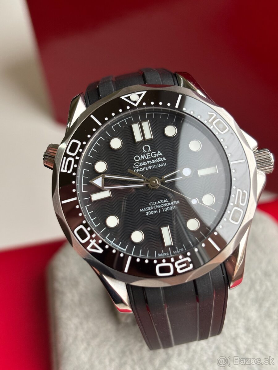 Omega Seamaster 300M, Rubber Strap, 42mm - 9