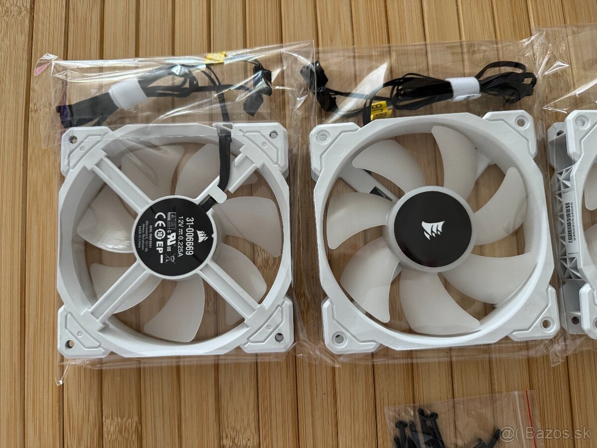 Predám Corsair iCUE H150i Elite Capellix White - 9