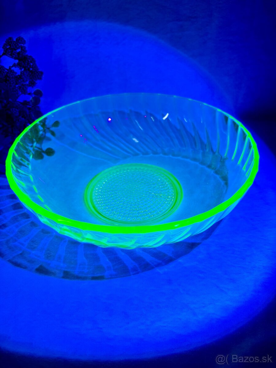 Veľká uranova misa rok cca 1930 - 9