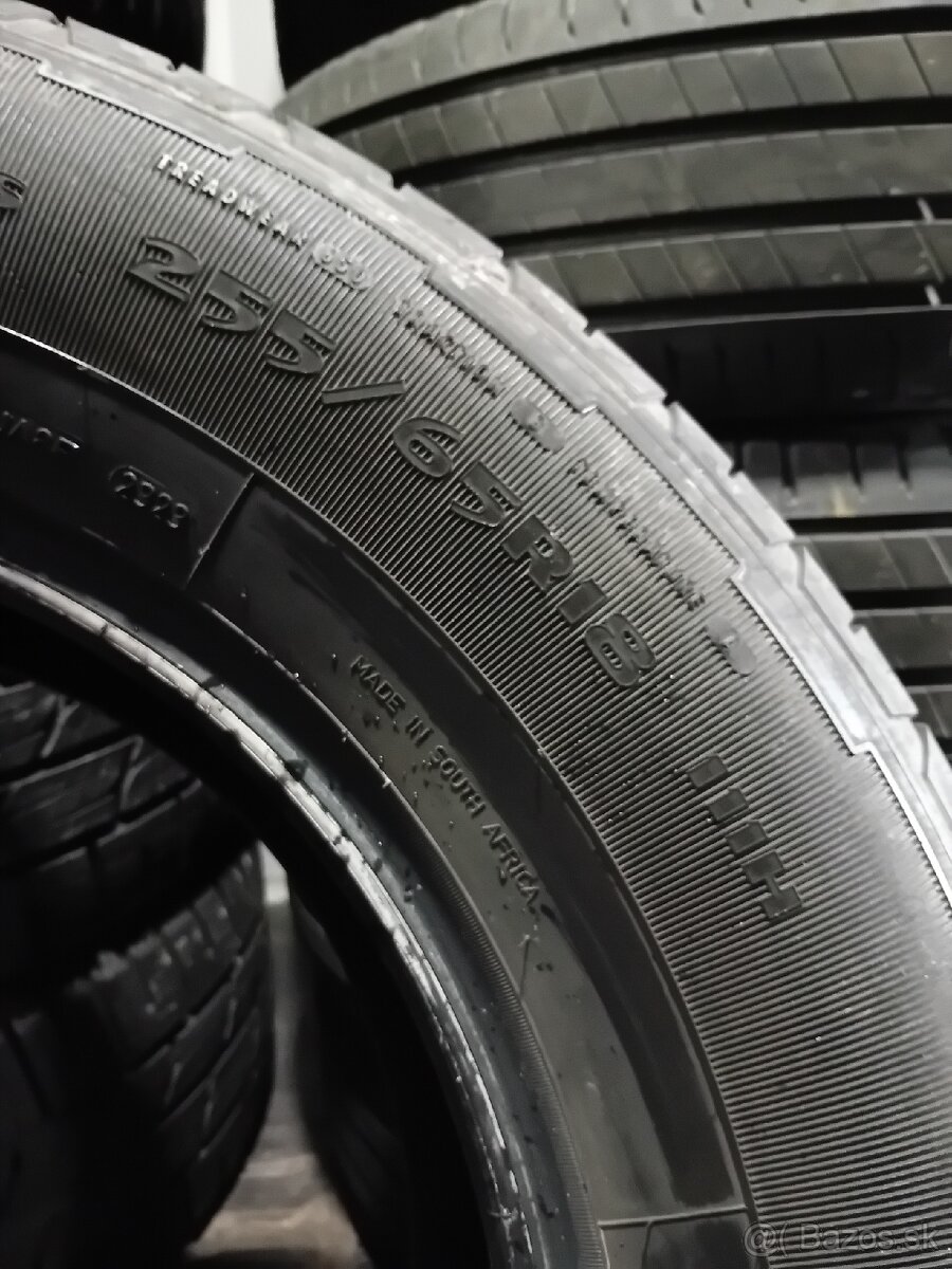 Goodyear Wrangler Territori HT 255/65R18 - 9