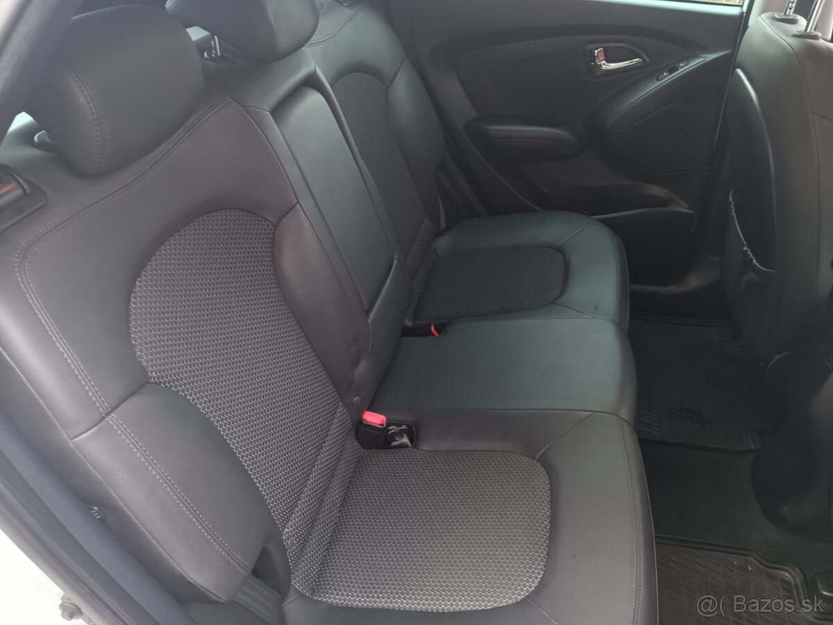 💥 HYUNDAI IX35 A/T - PREDAJ AJ NA SPLÁTKY 💥 - 9