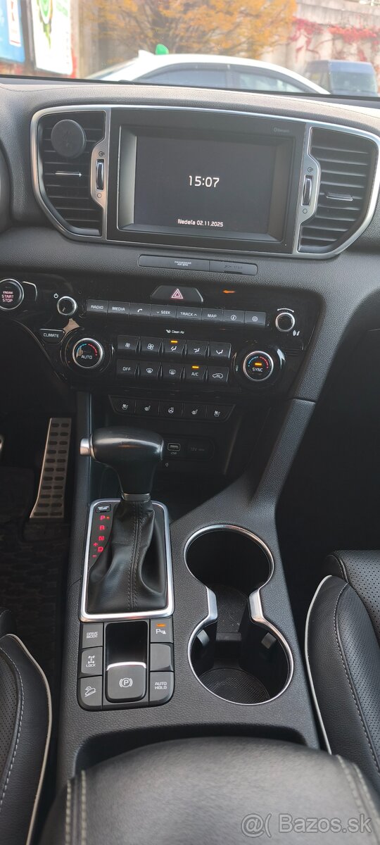 KIA Sportage 2.0 CRDi 4WD GT-line 136kw Automat - 9