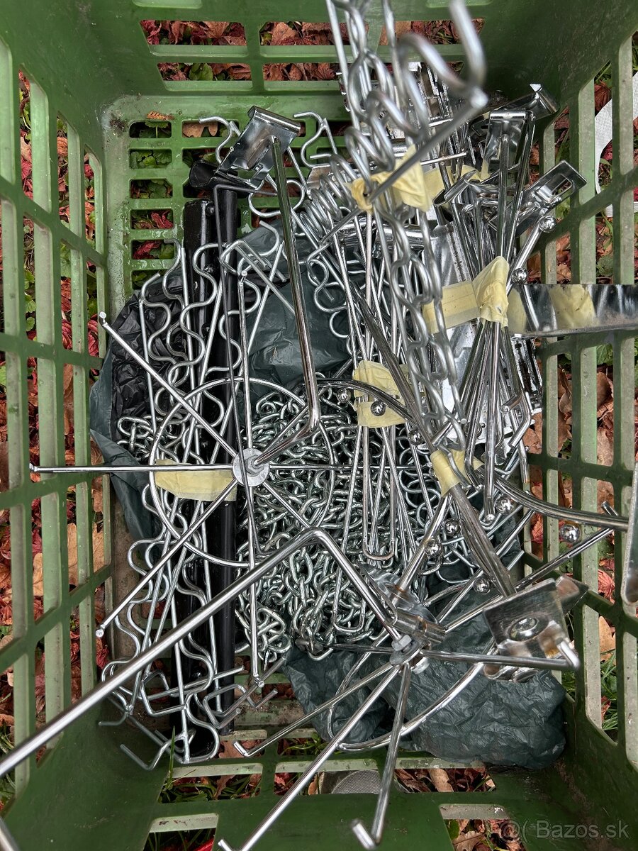 Nabytok z predajne - 9