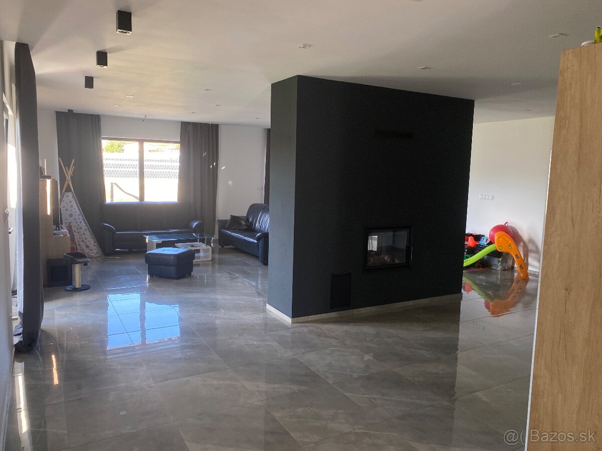 Rodinný dom na predaj. - 9