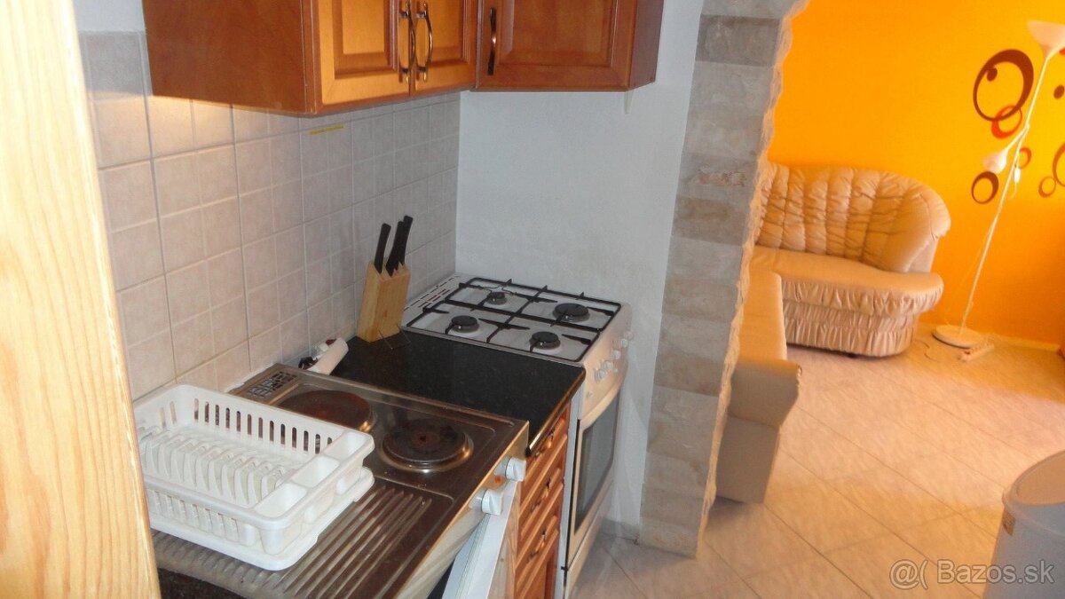 Chorvátsko apartmán 100 metrov od mora. - 9