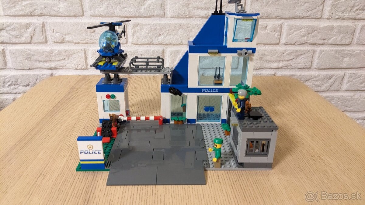 60316 Lego City – Policajná stanica - 9