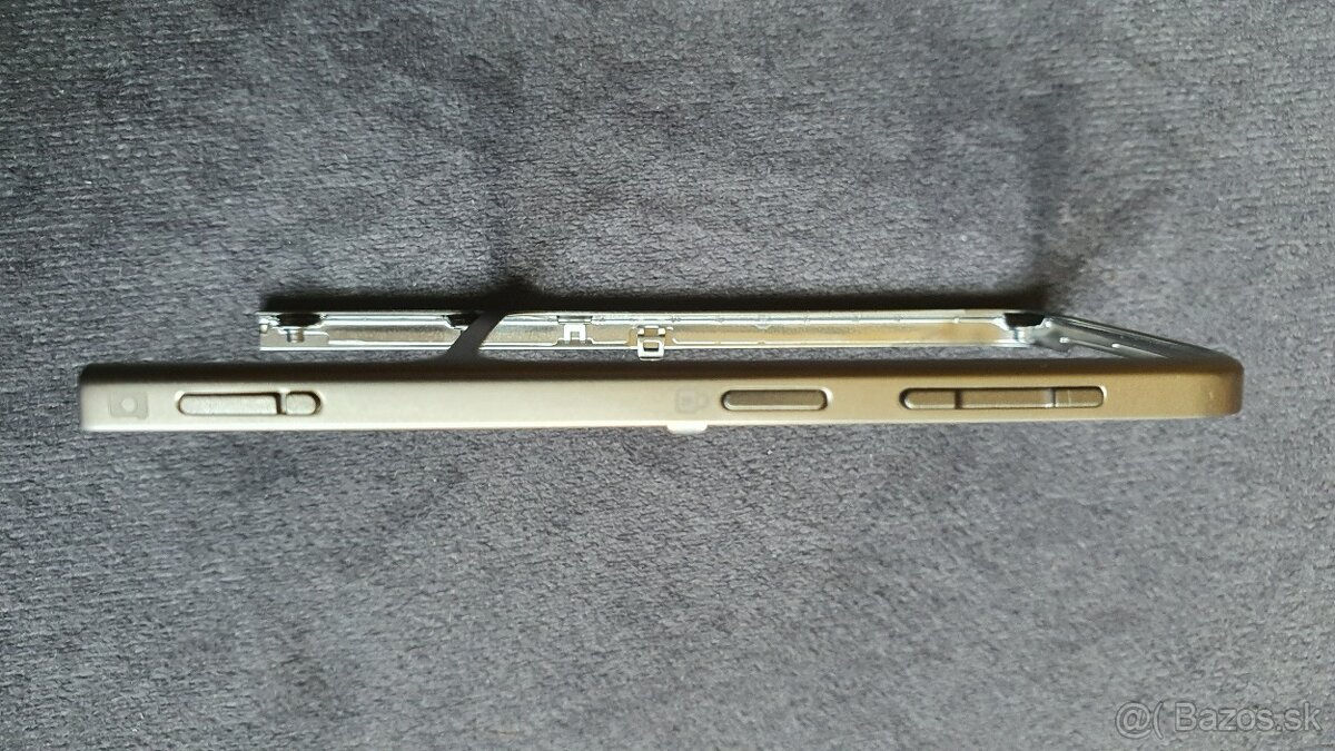 Náhradné diely Nokia E66 - 9