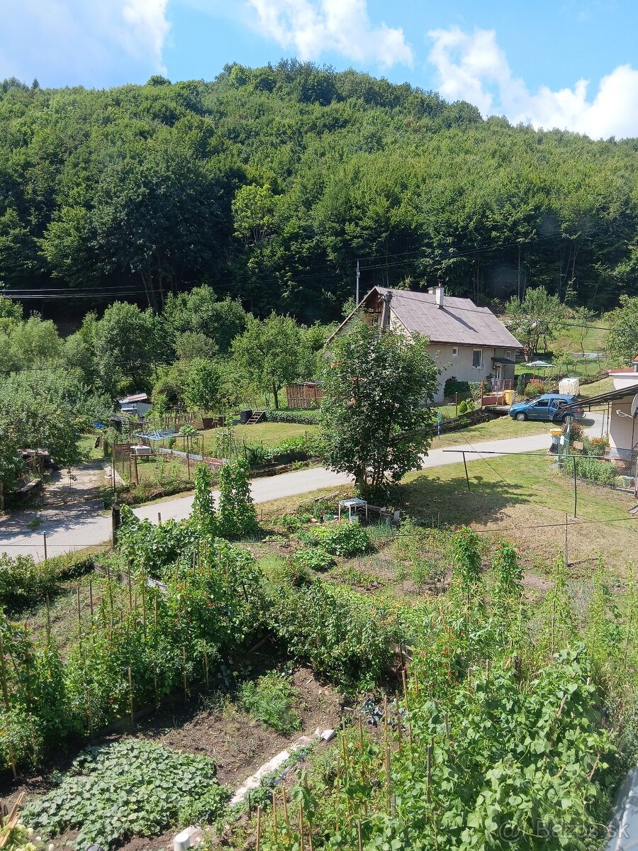 Lacno predám 1 izbový byt 75 km od BB - 9