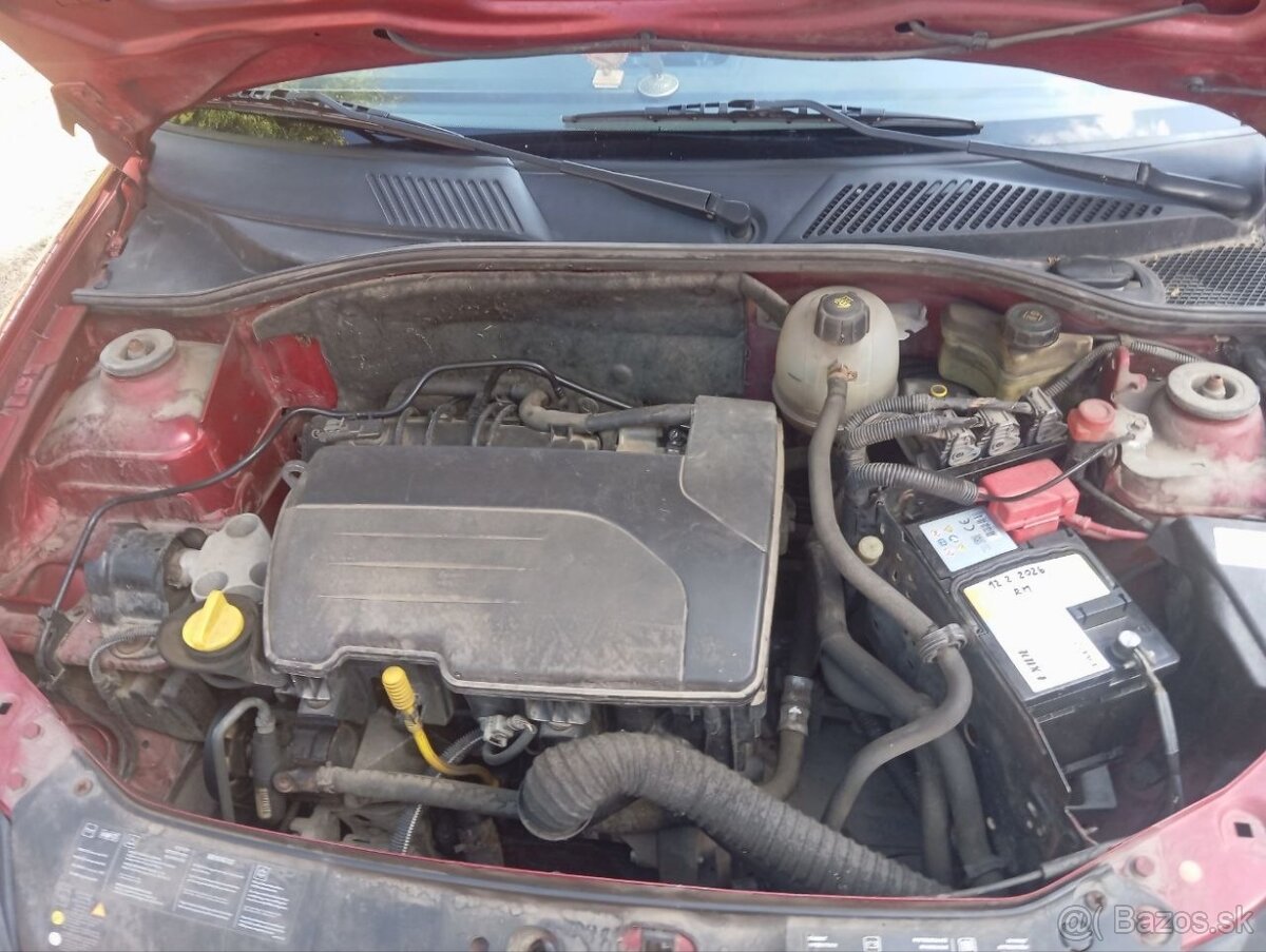 enault Thalia 1.2, r. 2006 – 155 000 km - 9