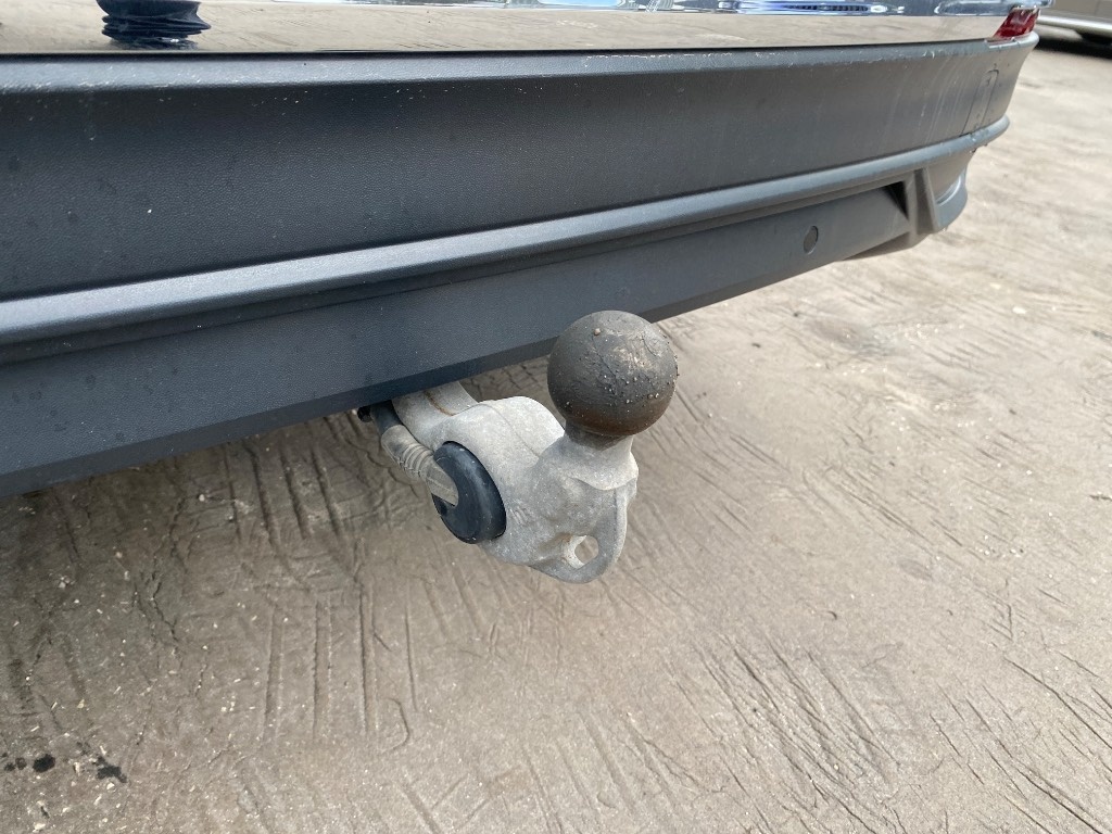 Volkswagen Tiguan 2.0 TDI EVO Elegance 4Motion DSG - 9