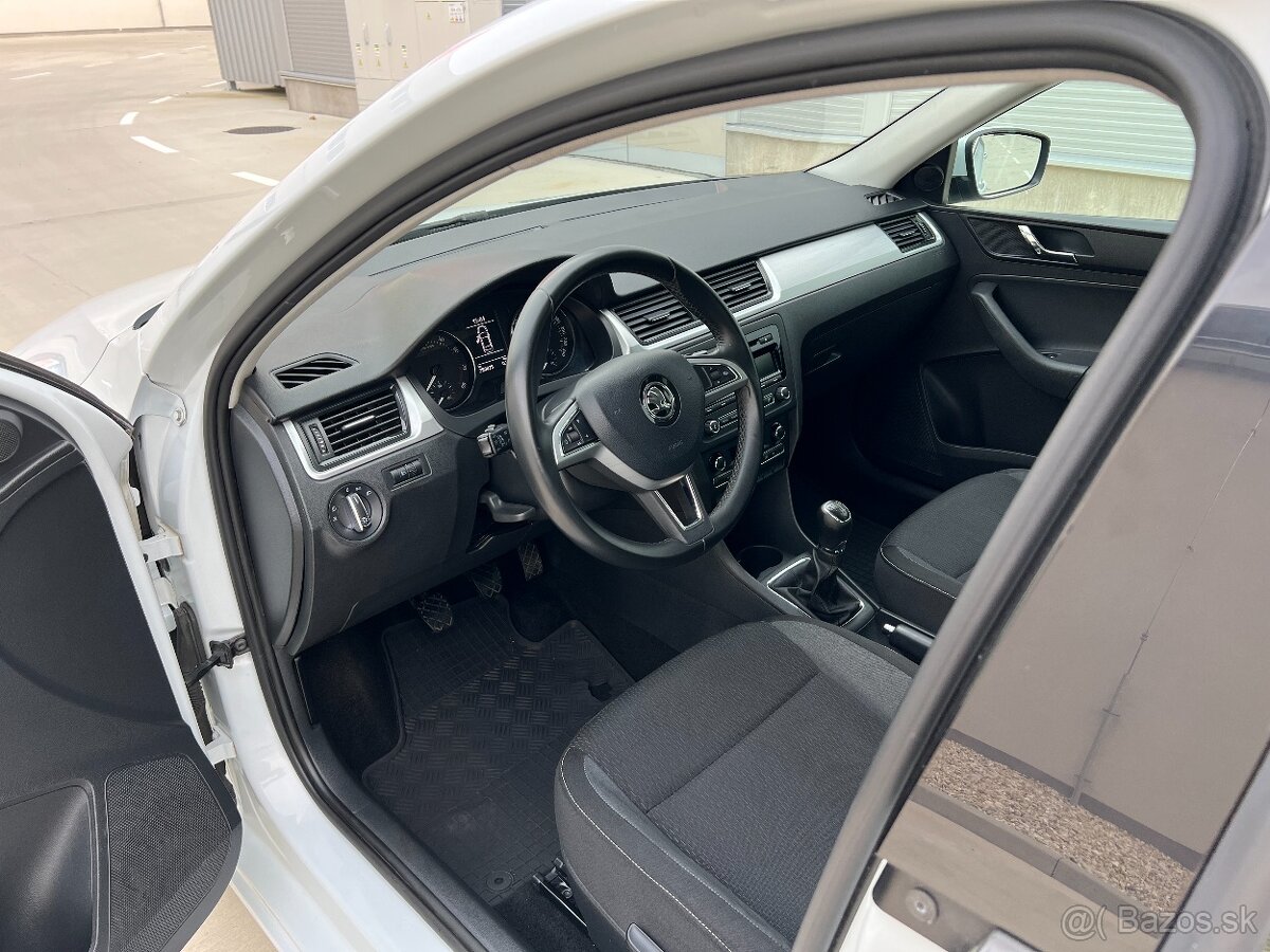 Škoda Rapid 1.2 TSI Ambition/SK Auto/STK do 2027 - 9