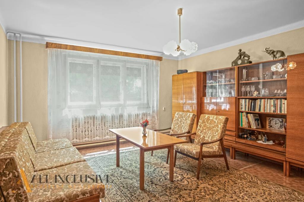 ALL INCLUSIVE I 2GENERAČNÝ RD S BALKÓNOM, S GARÁŽOU A ZÁHRAD - 9