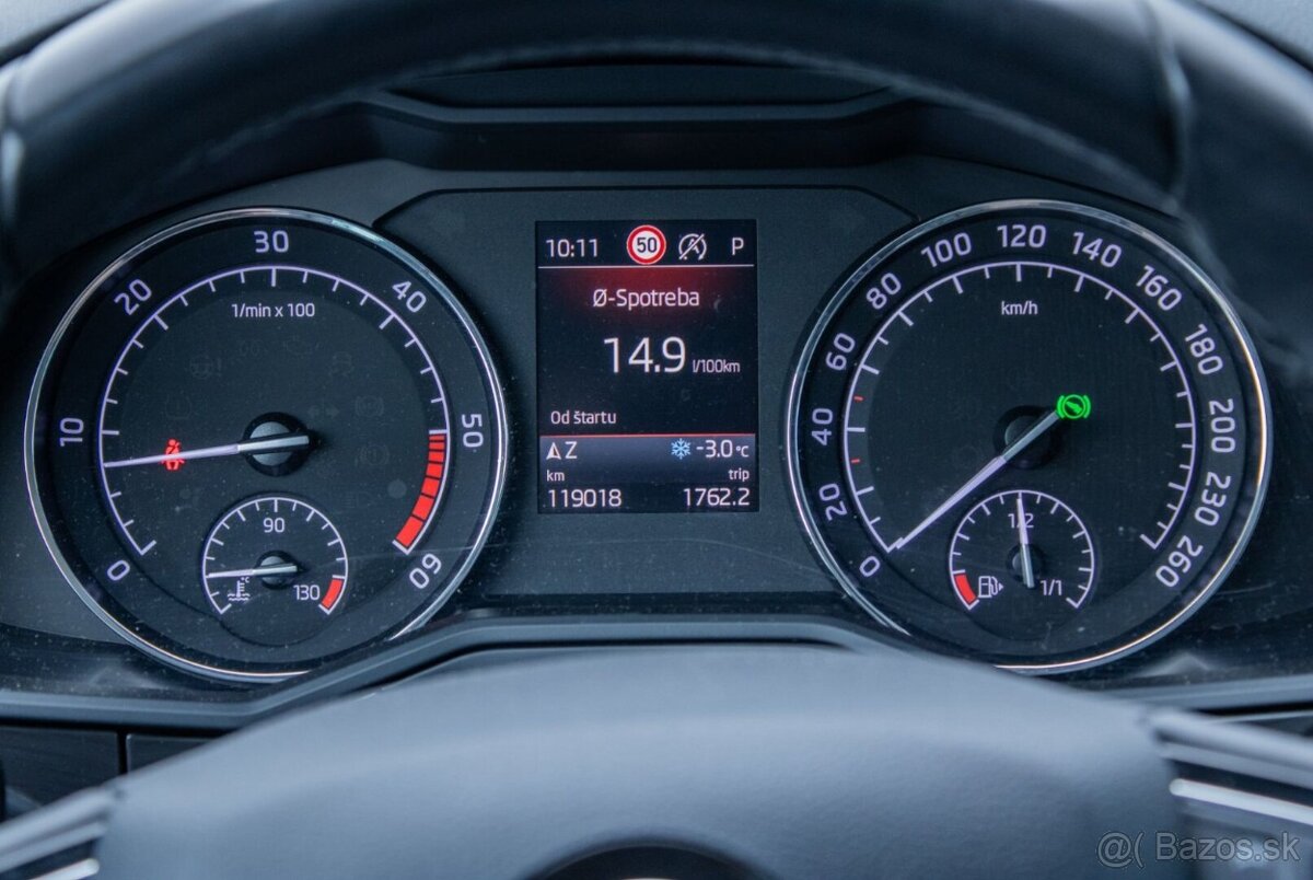 Škoda Superb Combi 1.6 TDI STYLE / PREVERENÉ - 9