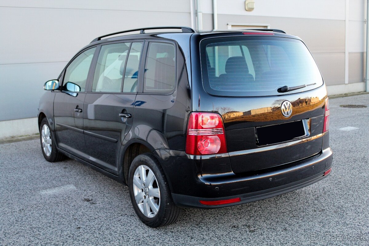 Volkswagen Touran 2.0 TDI - 9