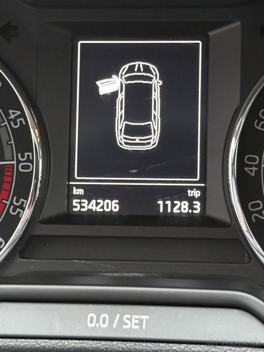 Predám Škoda octavia combi 1.6TDI - 9