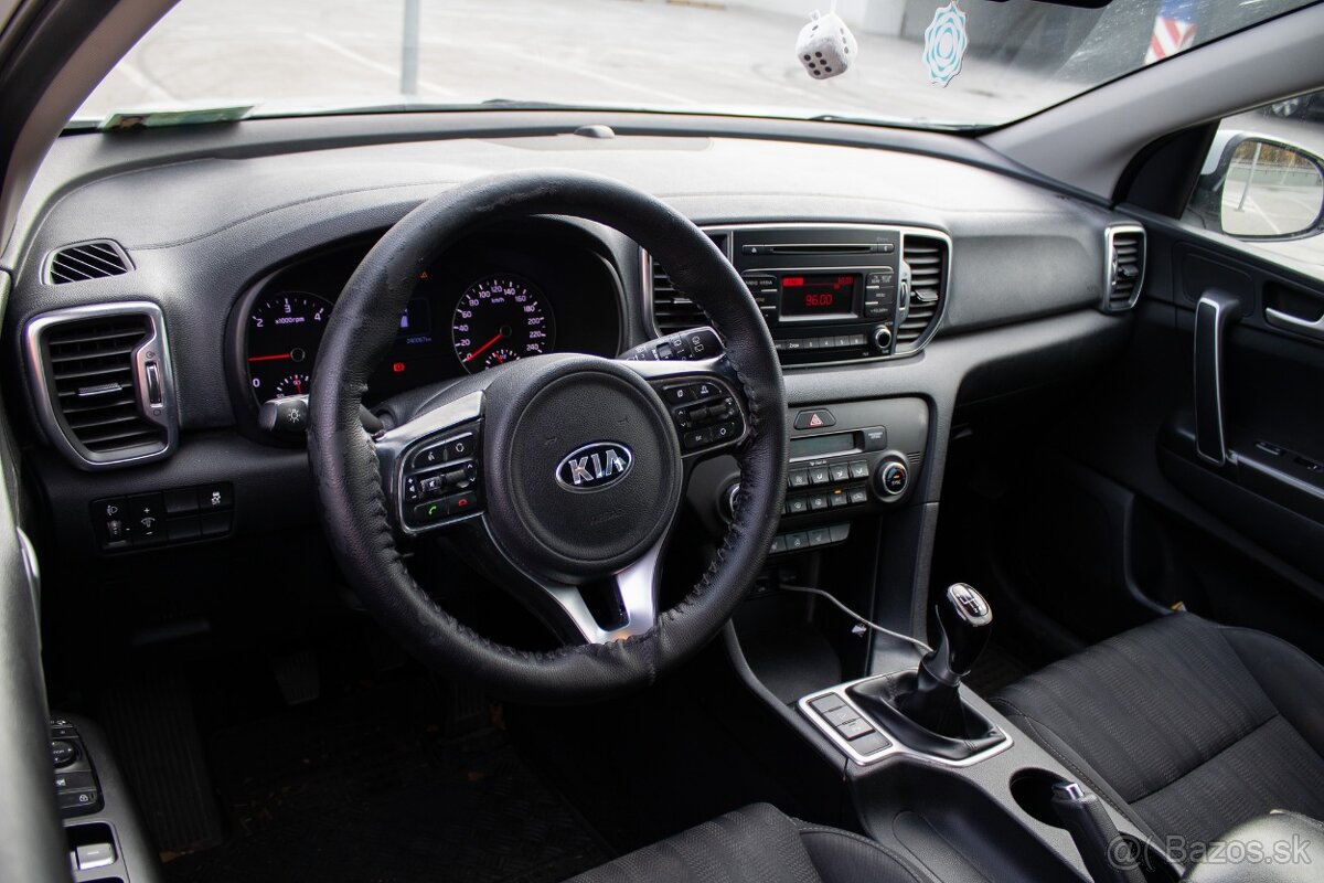 Kia Sportage 1.7 CRDi 1. majiteľ 2016 - 9