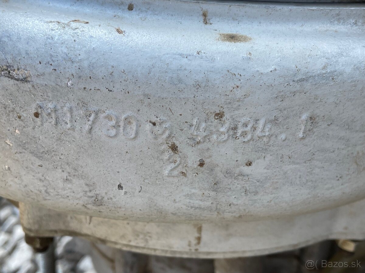 Predám funkčný 2t motor s temenicou - 9