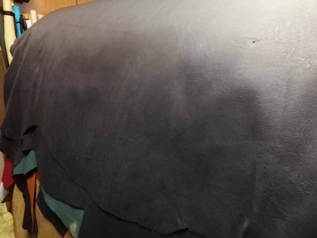 Predam pravú kožu, čalunícku, - 9