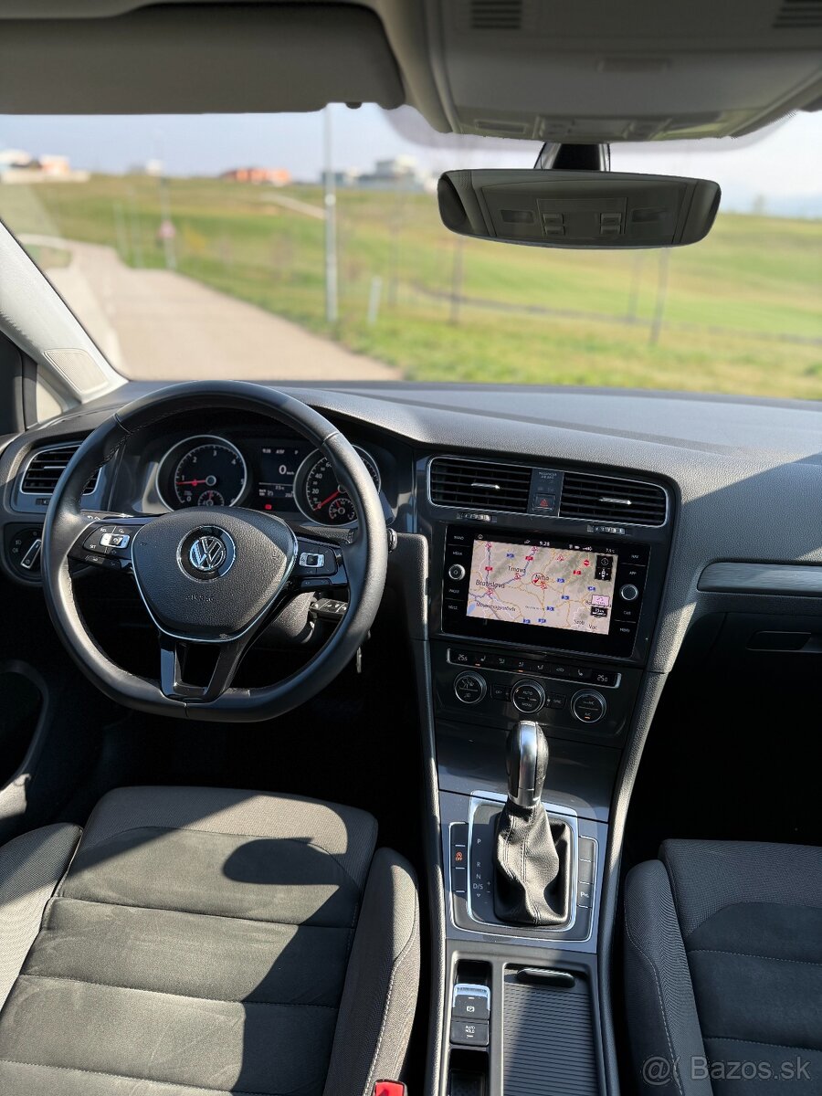 Volkswagen Golf 1.6 TDI DSG - 9