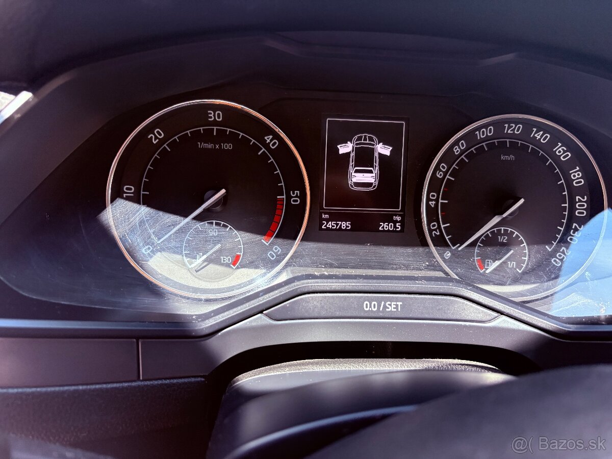 Škoda superb 3 combi 2016 - 9