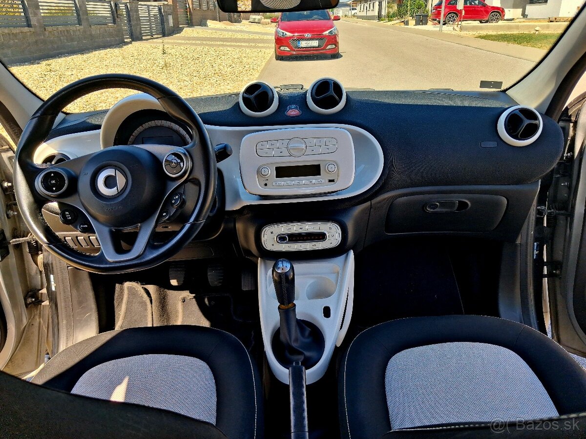 Smart Forfour 1.0 52kw 2016 skvely stav - 9