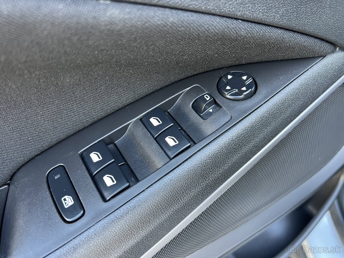 Opel Crossland X 1.2i 60kw Edition - 9