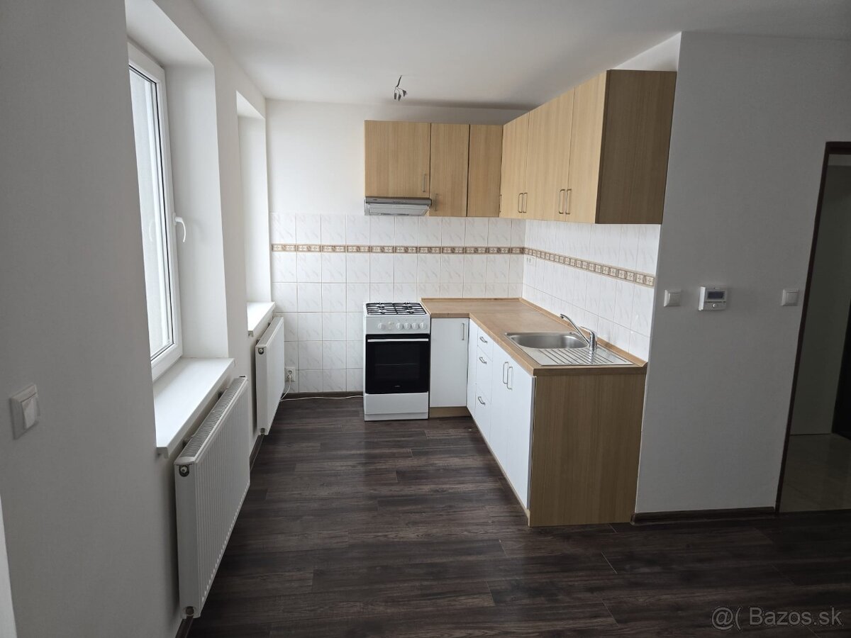 2-izbový byt na prenájom s balkóm – Bardejov, Mihaľov - 9