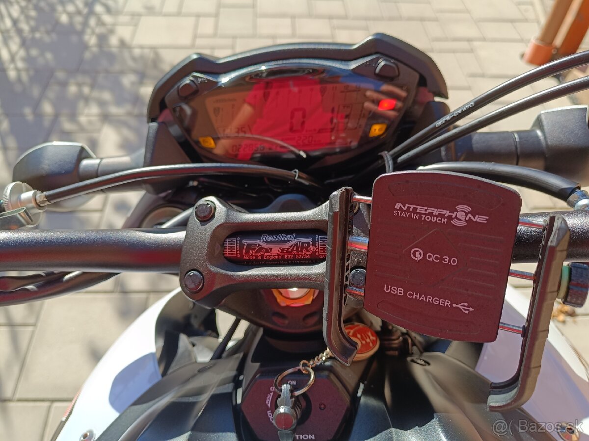 Suzuki gsxs 1000 - 9