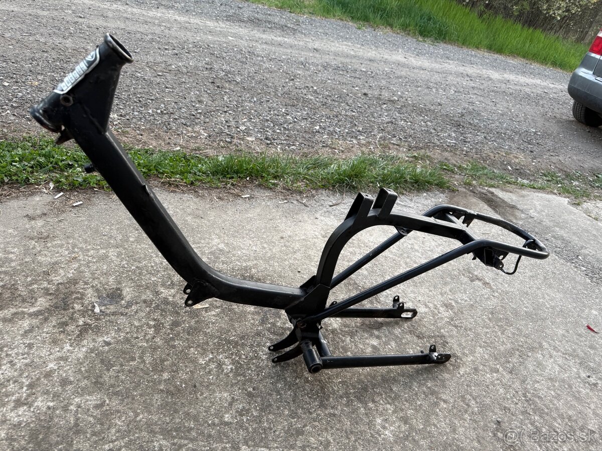 Jawa mustang rám/kostra - 9