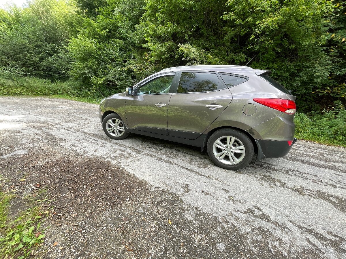 Hyundai IX35 , 2WD - 9