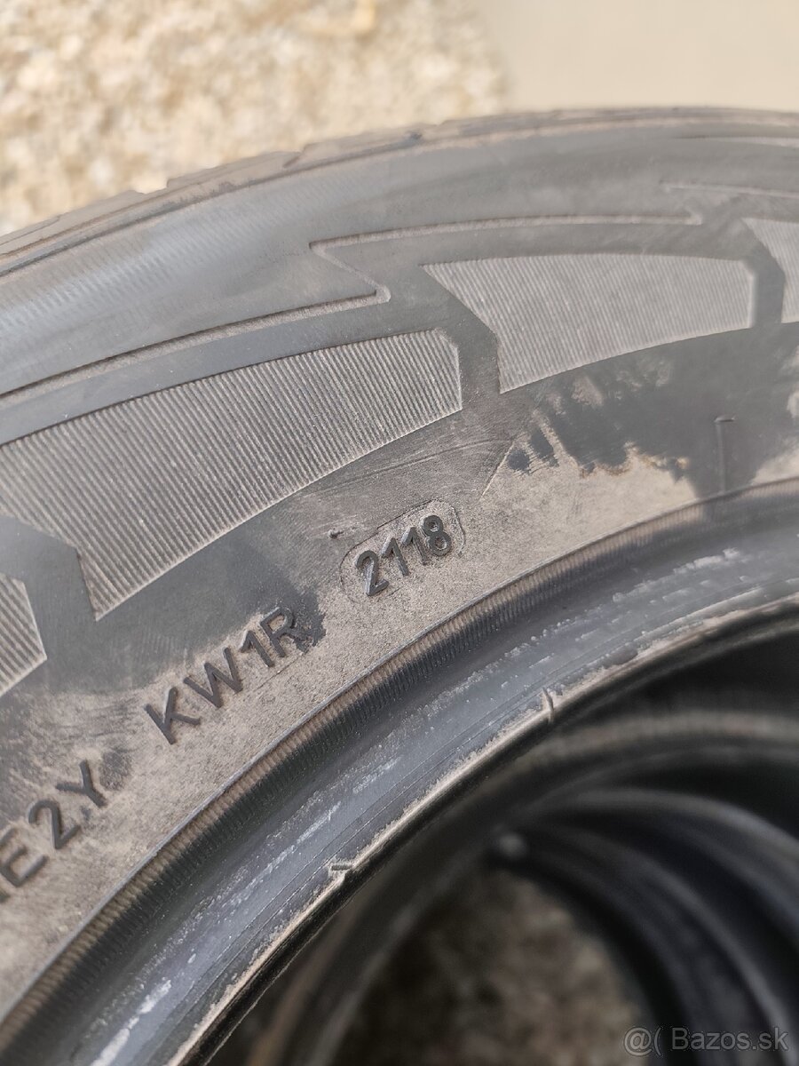 225/65R17 Zimné pneumatiky Goodyear - 9