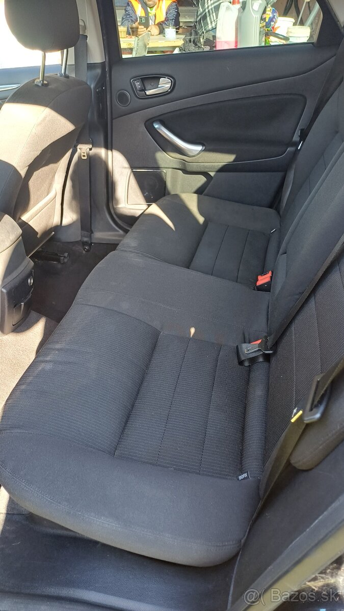 Ford mondeo mk4 2.0 tdci 103kw - 9