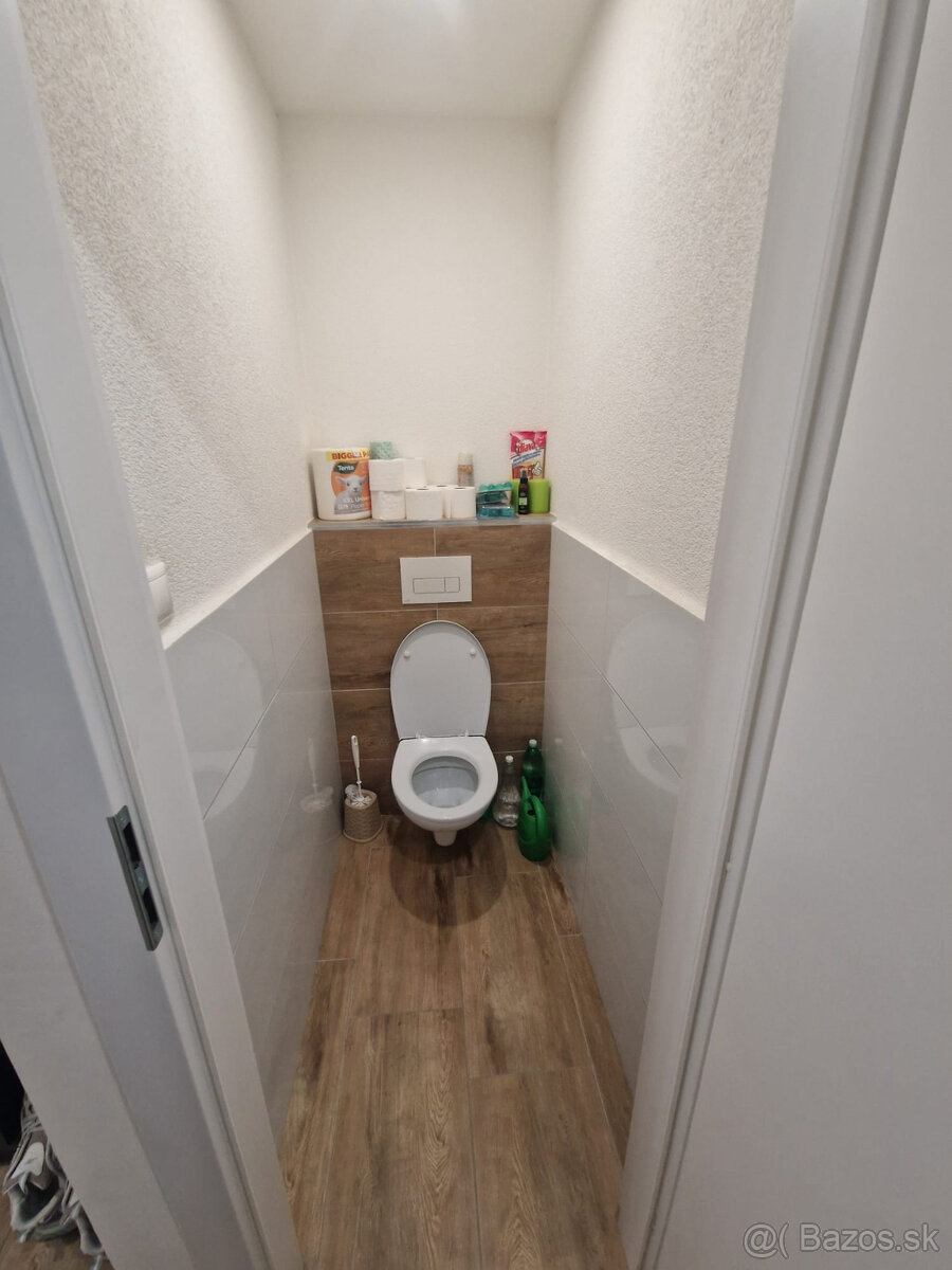 3i byt na predaj, staré sídlisko Prievidza - 9